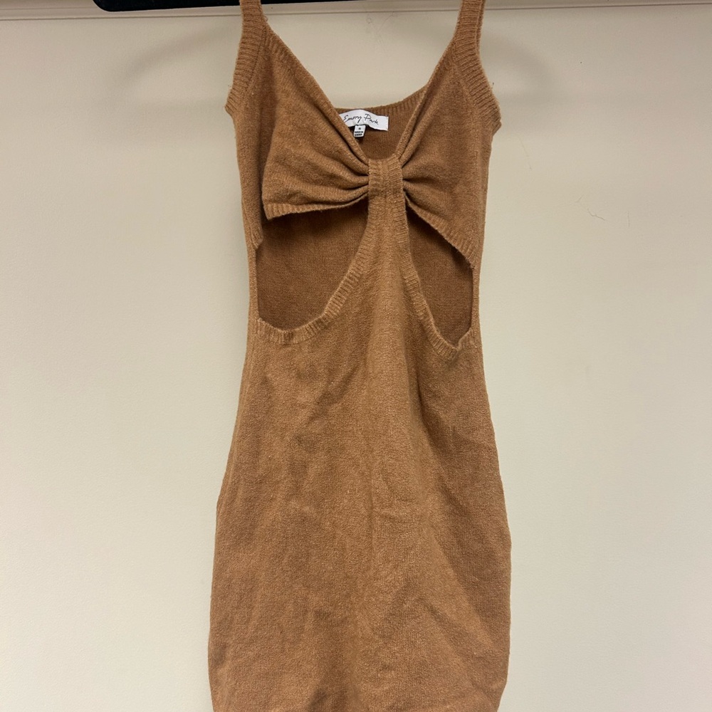 Emory Park Tan Bodycon Dress Plunge Neckline Sleeveless